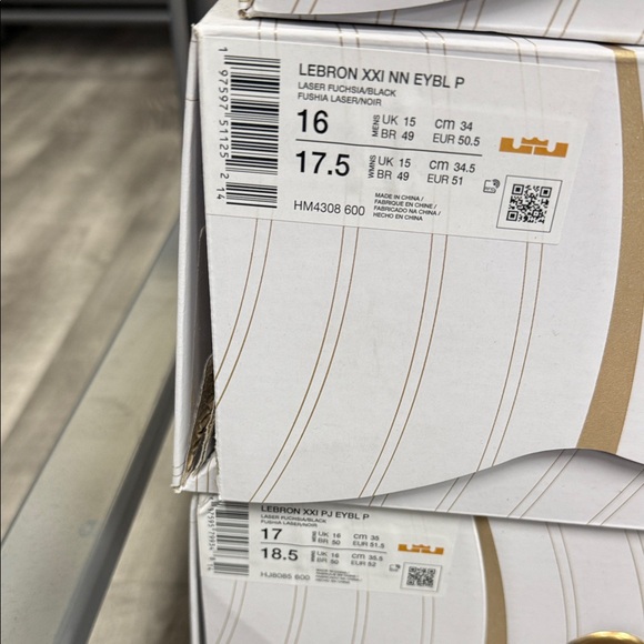 Nike EYBL Men Athletic Shoe. Rate Find🔥🔥 - Picture 8 of 11